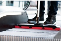 Pulizia scale mobili